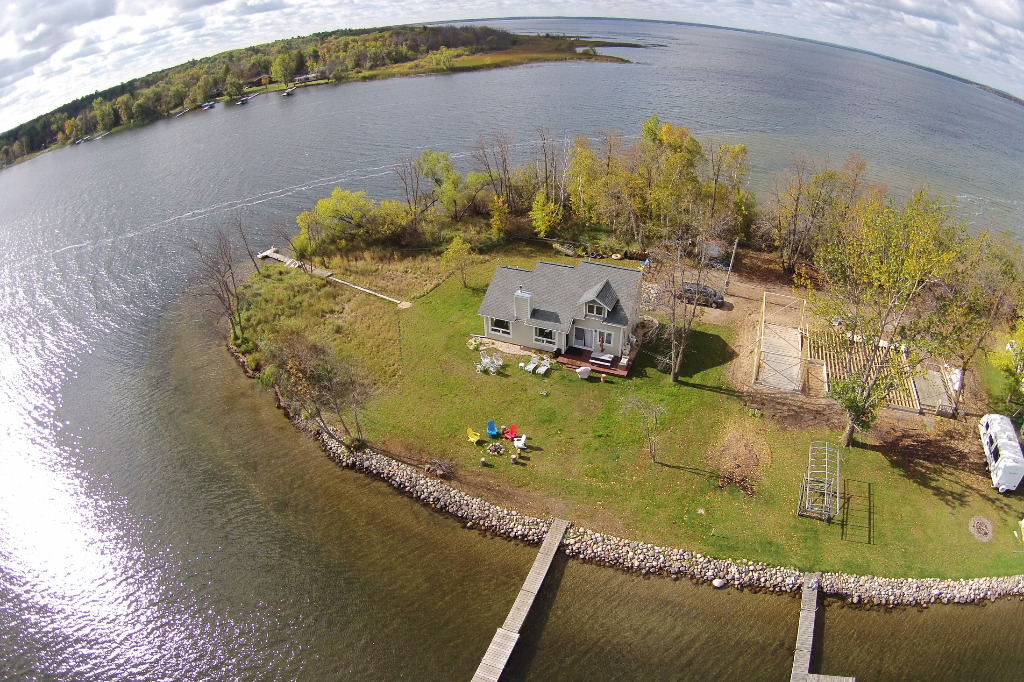 Rent Your Own Peninsula On North Long Lake